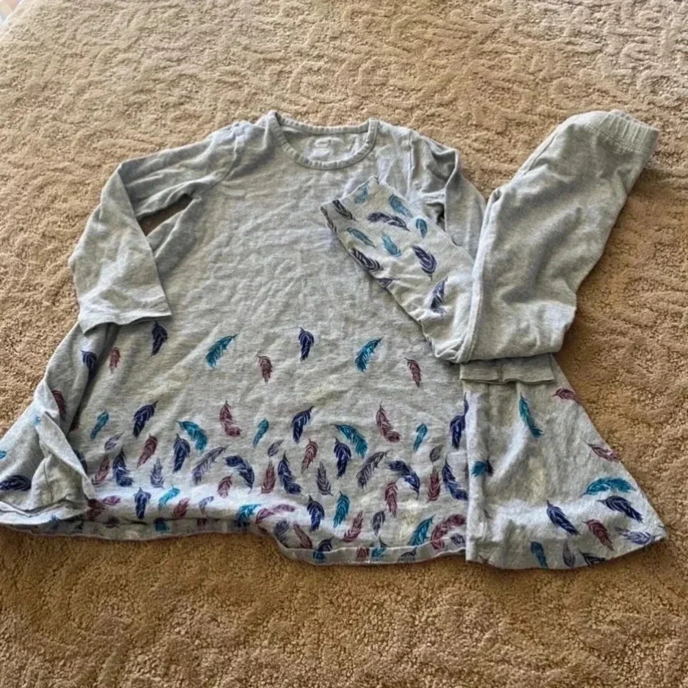 Old navy 5t swingy gray tunic dress top with matching gray leggings leaf print